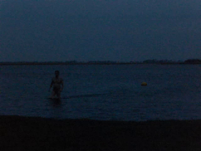 Nieuwjaarsduik 2016, het water uit